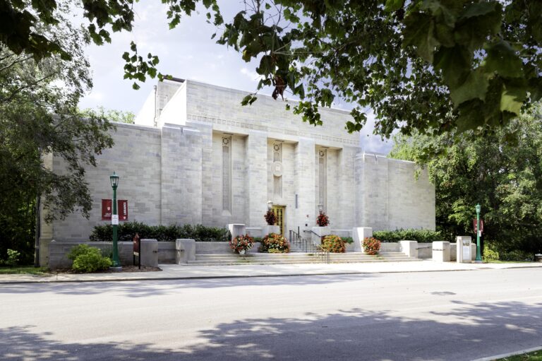 IU_LillyLibrary_4